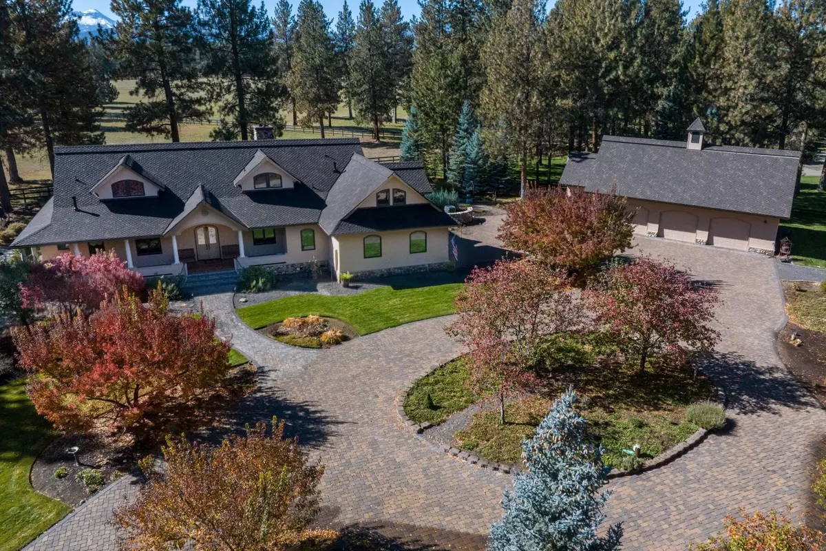 Sisters, OR 97759,15275 Windigo TRL