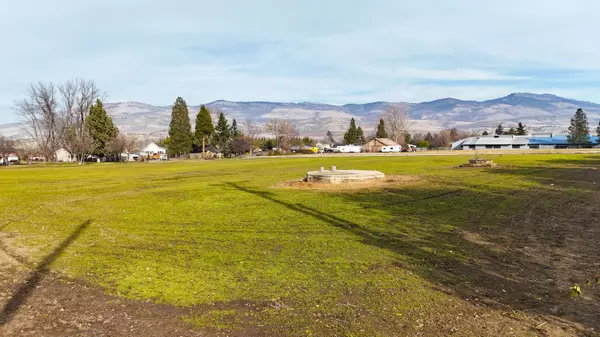 Talent, OR 97540,Foss RD #1500