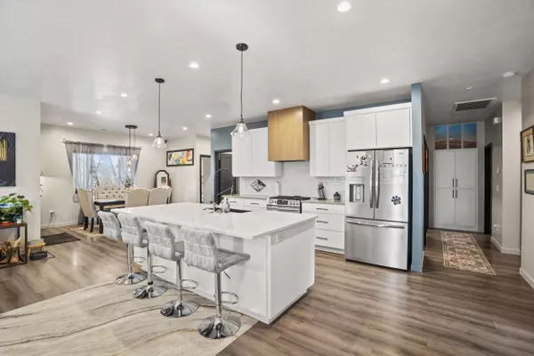 447 Arrowhead TRL Eagle Point, OR 97524