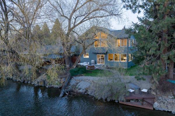 615 Riverfront ST, Bend, OR 97703