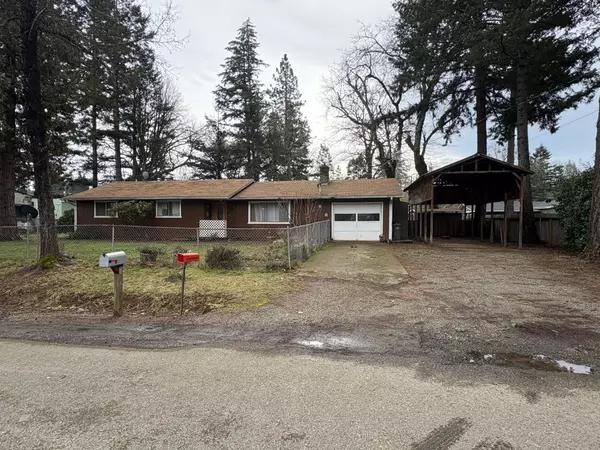 Cave Junction, OR 97523,214 Stevenson ST