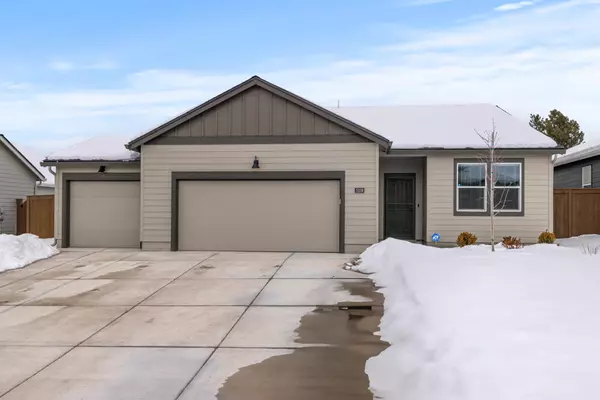 5109 Amberview LN, Klamath Falls, OR 97603