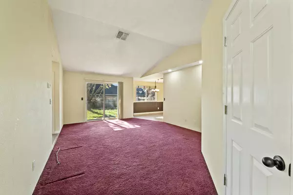 Grants Pass, OR 97527,1378 Moon Glo DR