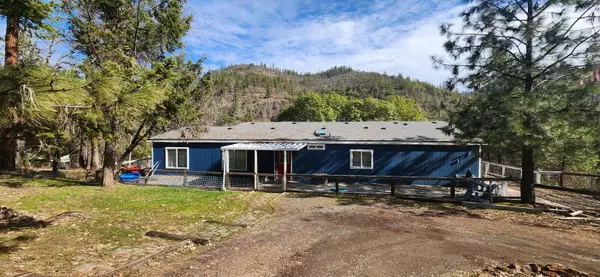 110 Cora DR,  Shady Cove,  OR 97539