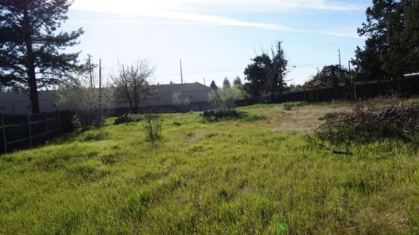 Bend, OR 97702,61153 Hamilton LN