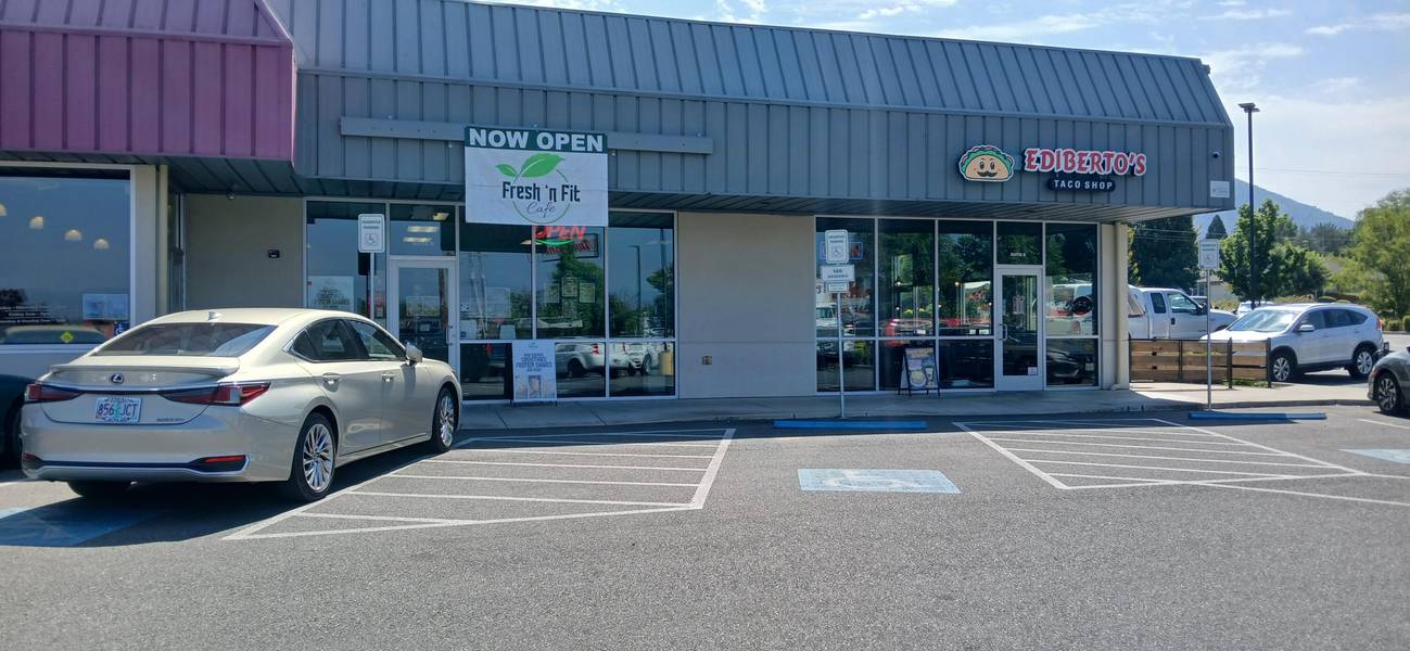 1555 Williams HWY, Grants Pass, OR 97527