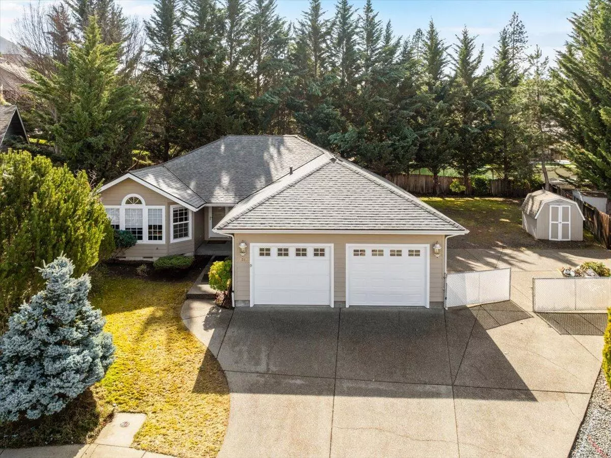 Grants Pass, OR 97527,2316 Damon CT