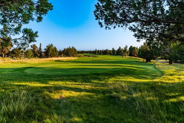 Bend, OR 97701,65807 Sanctuary DR #276