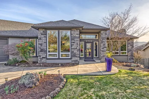 Medford, OR 97504,3730 Old Cherry LN