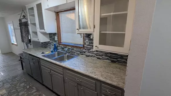 Klamath Falls, OR 97603,1777 Derby ST