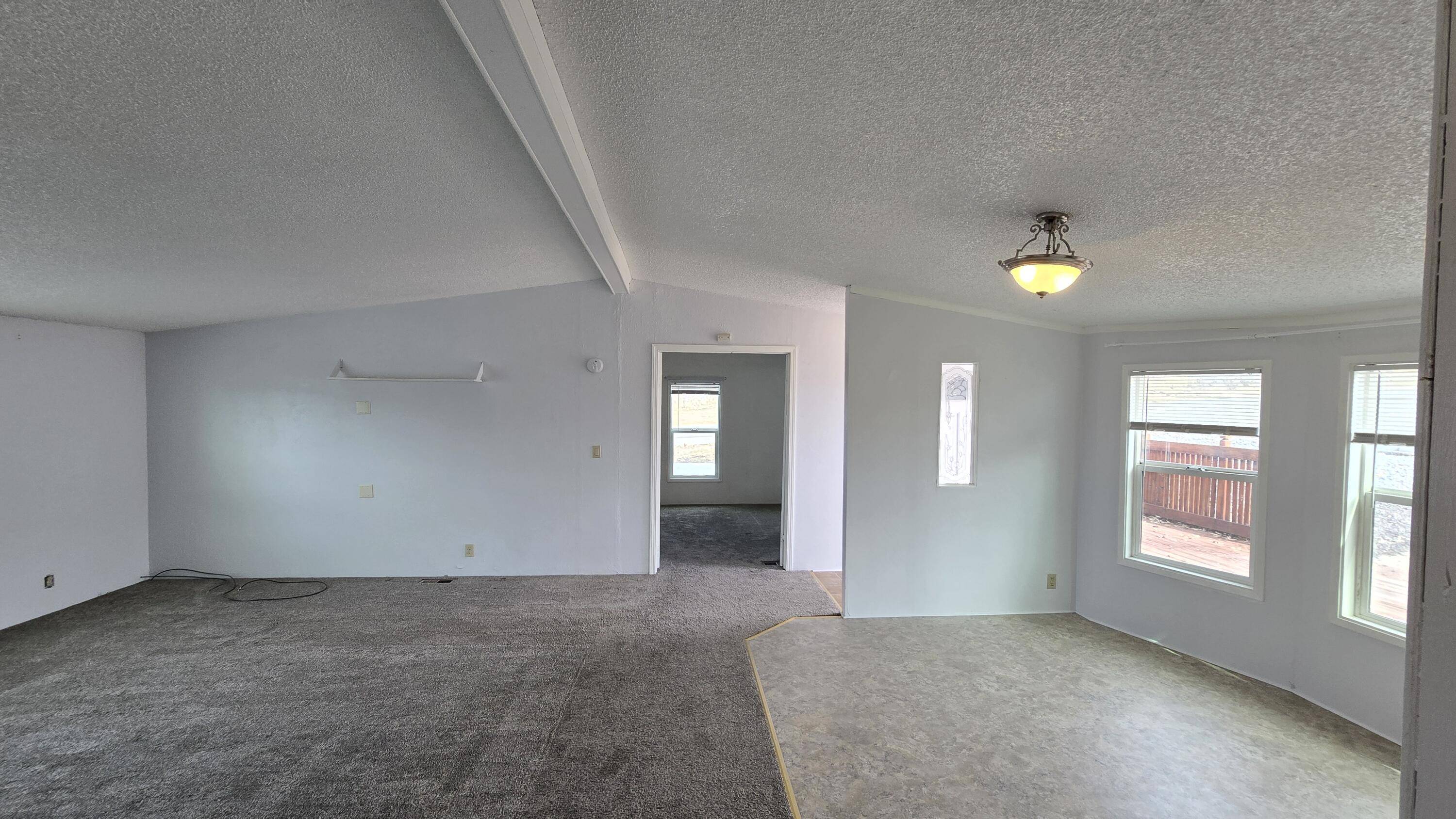 Klamath Falls, OR 97601,2430 Van Camp ST