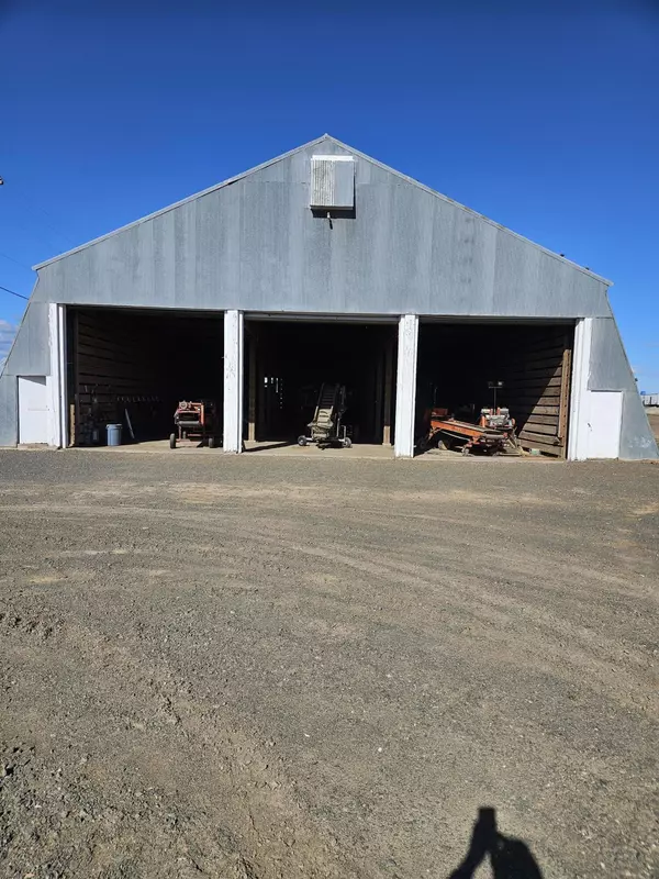 1900 Hogan ST, Madras, OR 97741