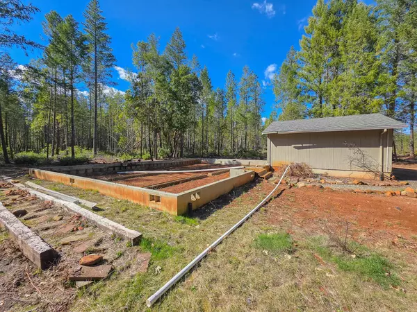 Cave Junction, OR 97523,32450 Redwood HWY