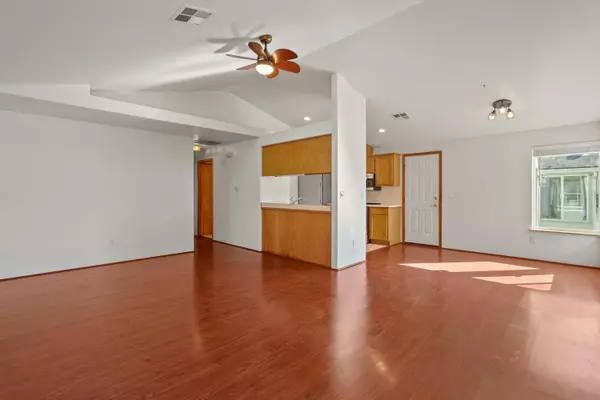 Grants Pass, OR 97527,806 Bower LN