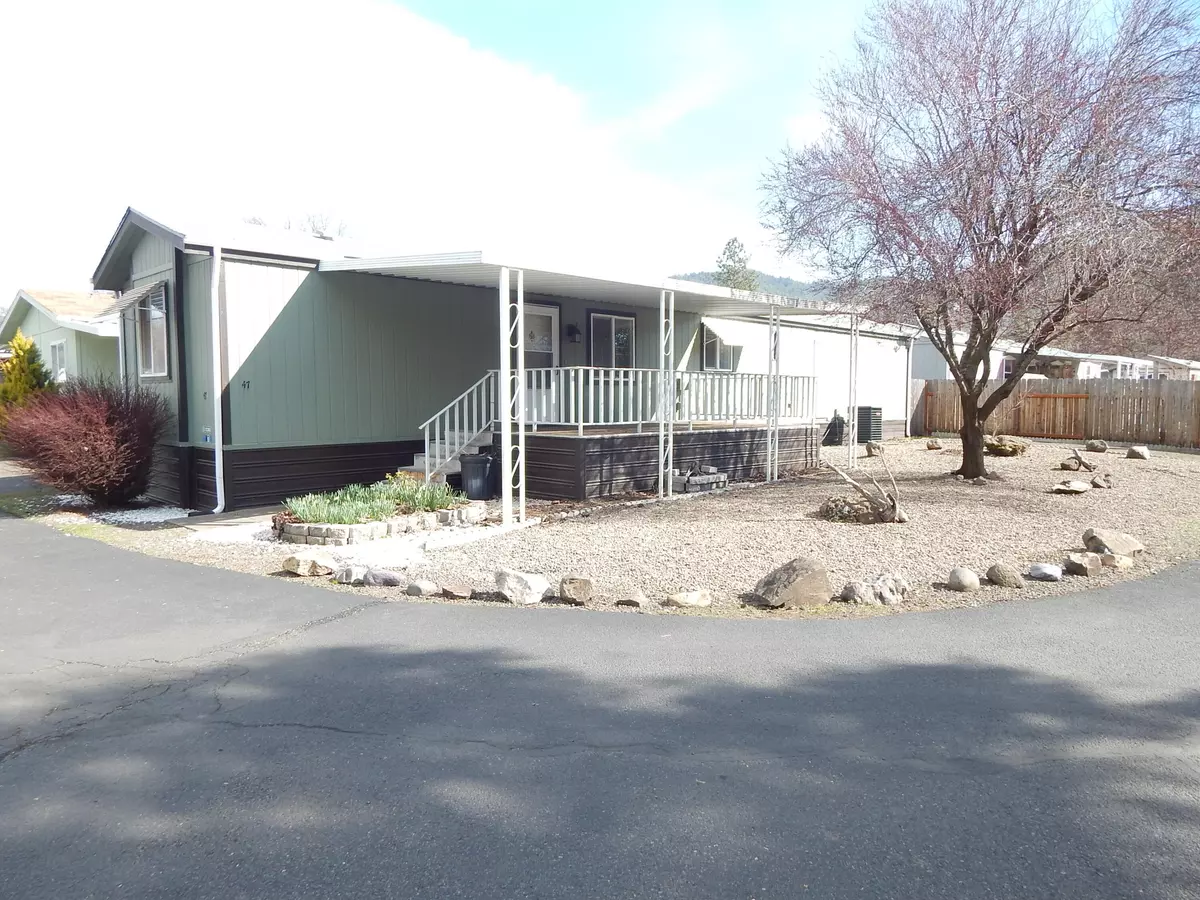 Shady Cove, OR 97539,22071 Highway 62 ## 47