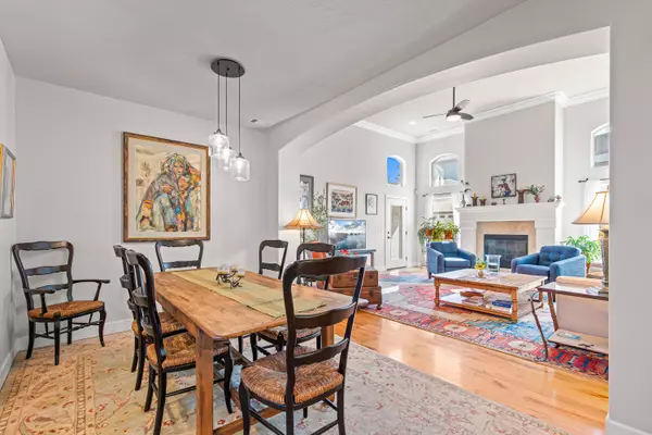 Ashland, OR 97520,481 Lindsay LN