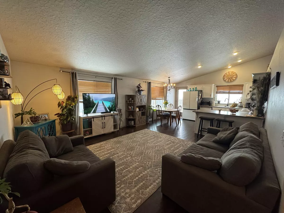 La Pine, OR 97739,51287 Riley LN