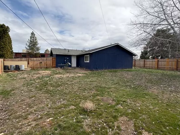 Madras, OR 97741,112 Cowden DR