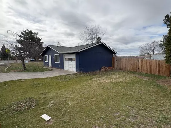 Madras, OR 97741,112 Cowden DR