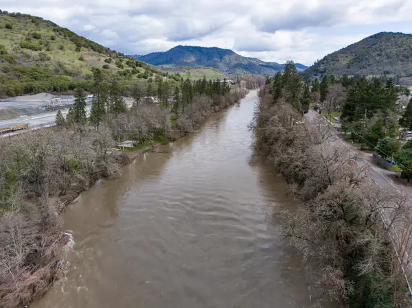 Gold Hill, OR 97525,725 Rogue River HWY