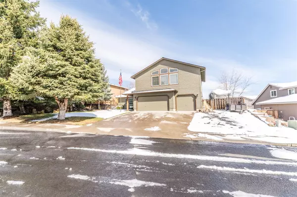 Bend, OR 97701,20710 Justice LN