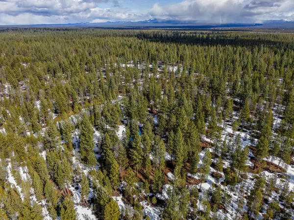 La Pine, OR 97739,15011 Yorkie LN