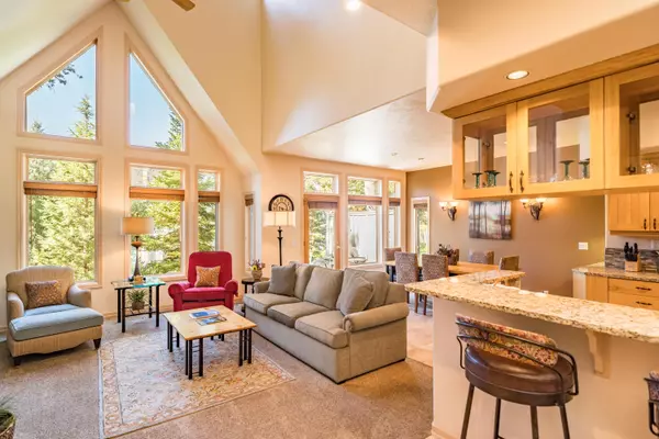 57074 Peppermill CIR #33-G, Sunriver, OR 97707