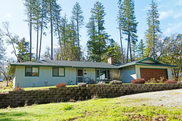 16792 Water Gap RD, Williams, OR 97544