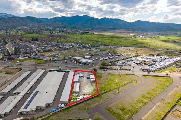 Medford, OR 97501,3839 Pacific HWY