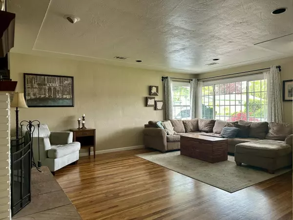 Medford, OR 97504,308 Havana AVE