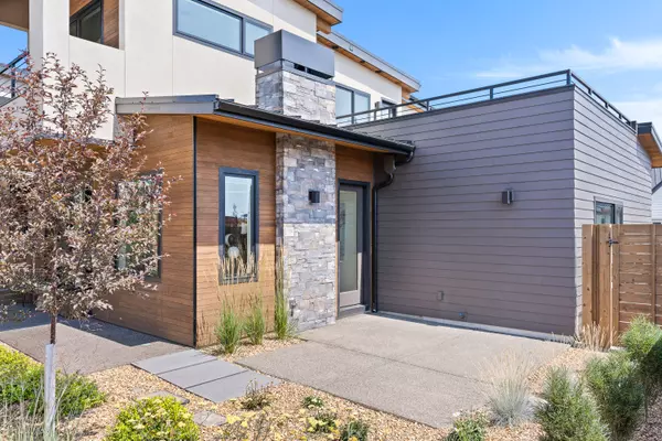 Bend, OR 97703,3308 Celilo LN #Lot 153