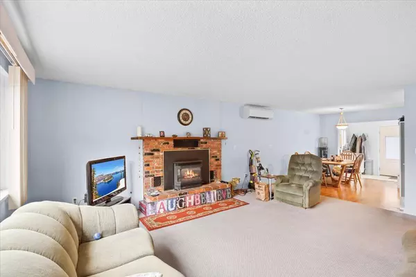 Myrtle Creek, OR 97457,744 Craig ST