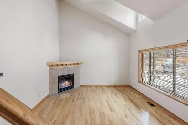 Bend, OR 97702,19793 Astro PL