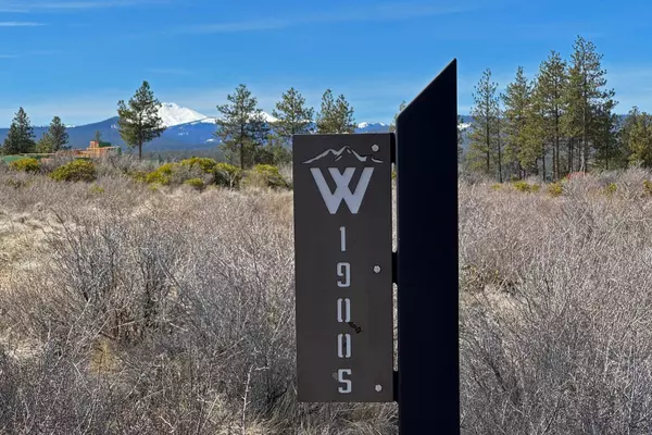 Bend, OR 97703,19005 Timber Ridge CT