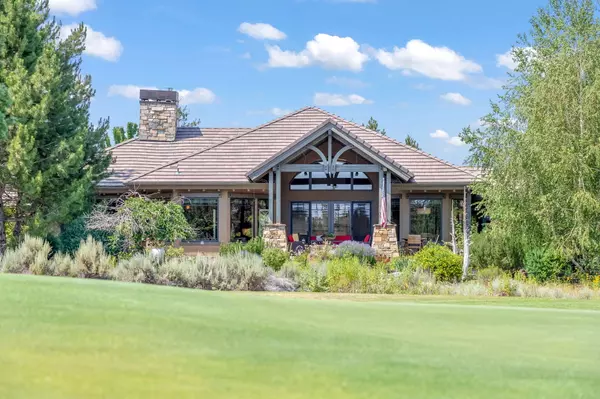 Bend, OR 97701,65852 Bearing DR