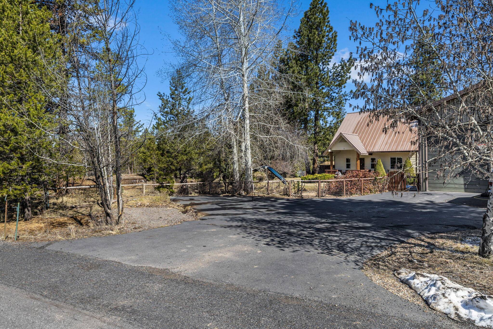 Bend, OR 97707,55480 Gross DR