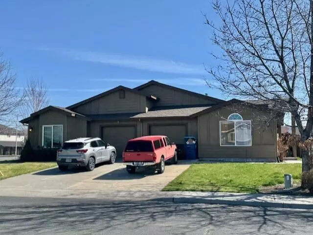 Redmond, OR 97756,588 Negus LOOP