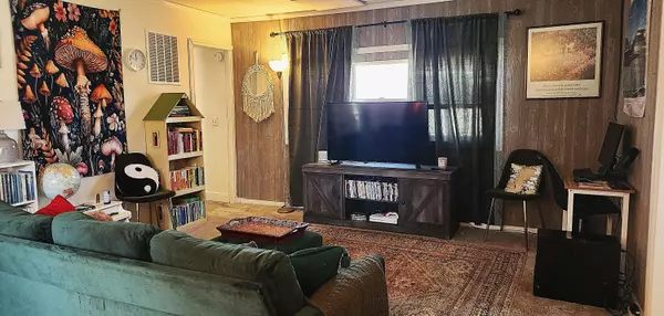 Bend, OR 97702,61445 27th ST #25