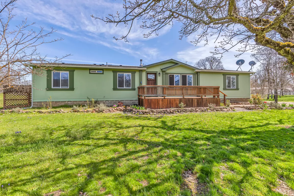 Gold Hill, OR 97525,370 Rock Creek RD