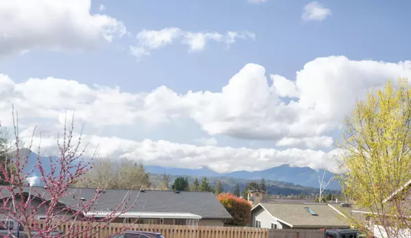 Grants Pass, OR 97526,1190 Cottage LN