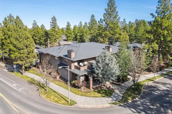 Bend, OR 97703,2559 Crossing DR