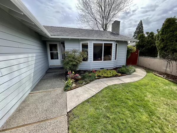 Medford, OR 97504,2868 Bailey AVE