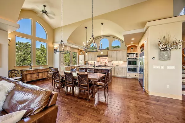 Ashland, OR 97520,988 Dead Indian Memorial RD