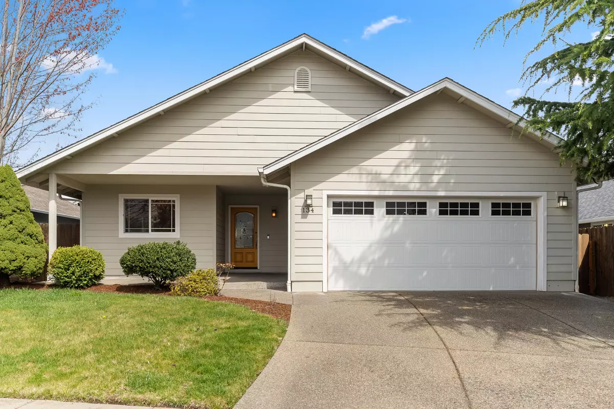 Grants Pass, OR 97527,134 Pintail CT