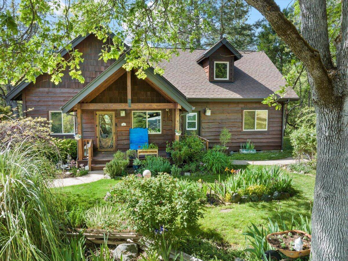 Grants Pass, OR 97526,8629 Monument DR