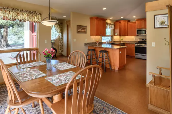 Redmond, OR 97756,6673 Homestead WAY