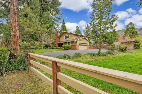 Grants Pass, OR 97526,1345 9th ST