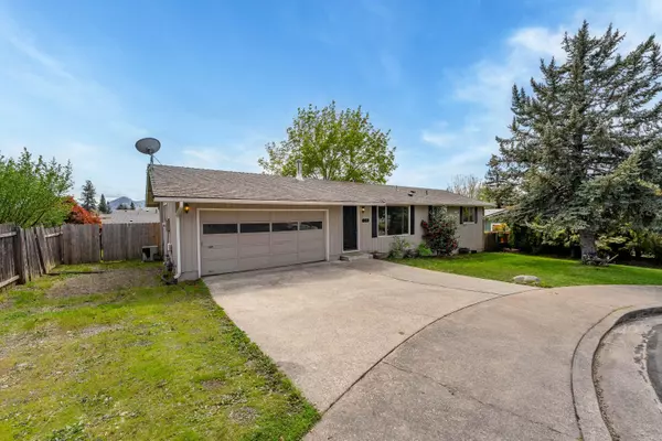 Grants Pass, OR 97526,1015 Primrose PL