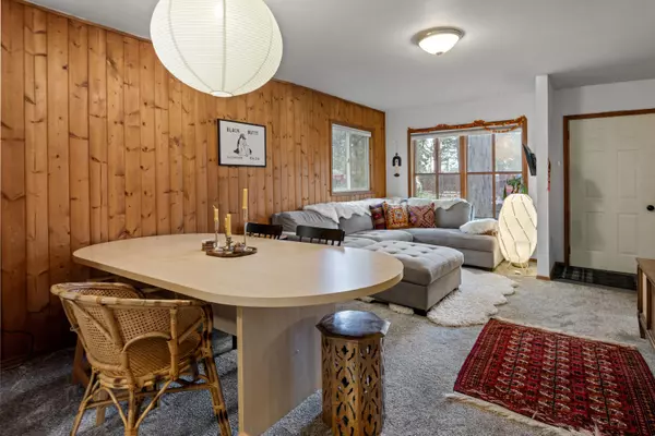 Sisters, OR 97759,187 Jefferson AVE