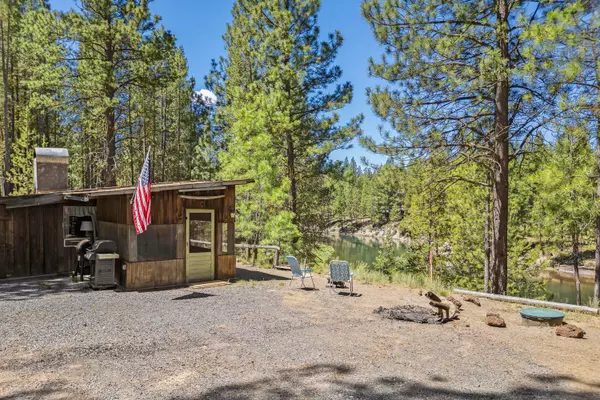 La Pine, OR 97739,52011 Old Wickiup RD